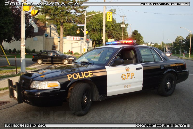 POLICE CANADA - OPP